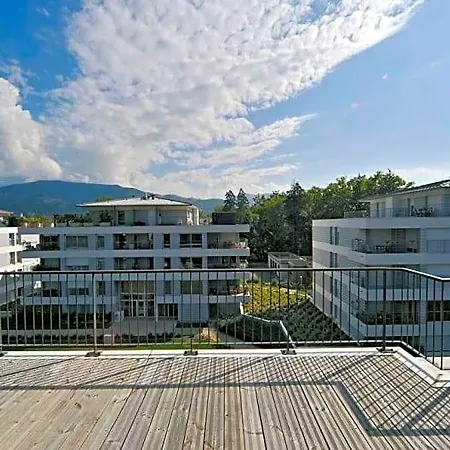 Appart'city Grenoble-meylan 公寓式酒店 2*